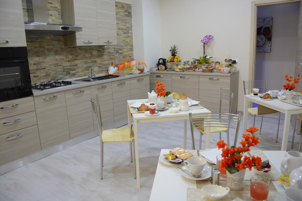 B&B Crystal เมสซีนา ภายนอก รูปภาพ